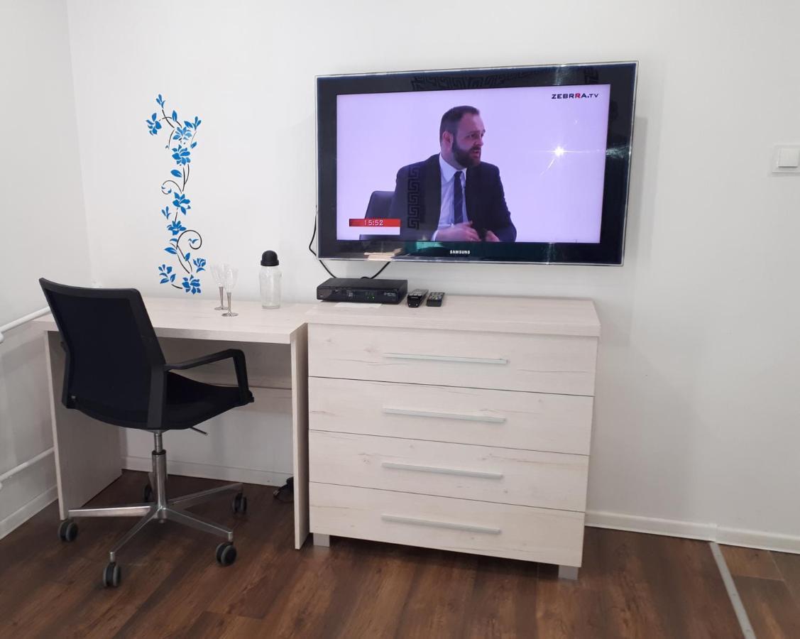 Apartamenty Centrum Mala Dwojeczka Blekitna Panoramiczna Balkonem Promenada كيلتشي المظهر الخارجي الصورة
